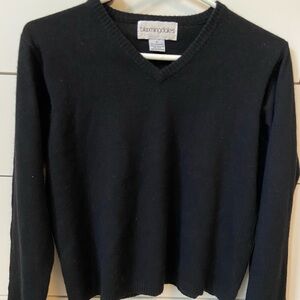 Bloomingdale's Black V-Neck Cashmere Cropped Sweater